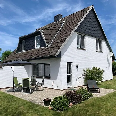 Dike Grass Apartman *